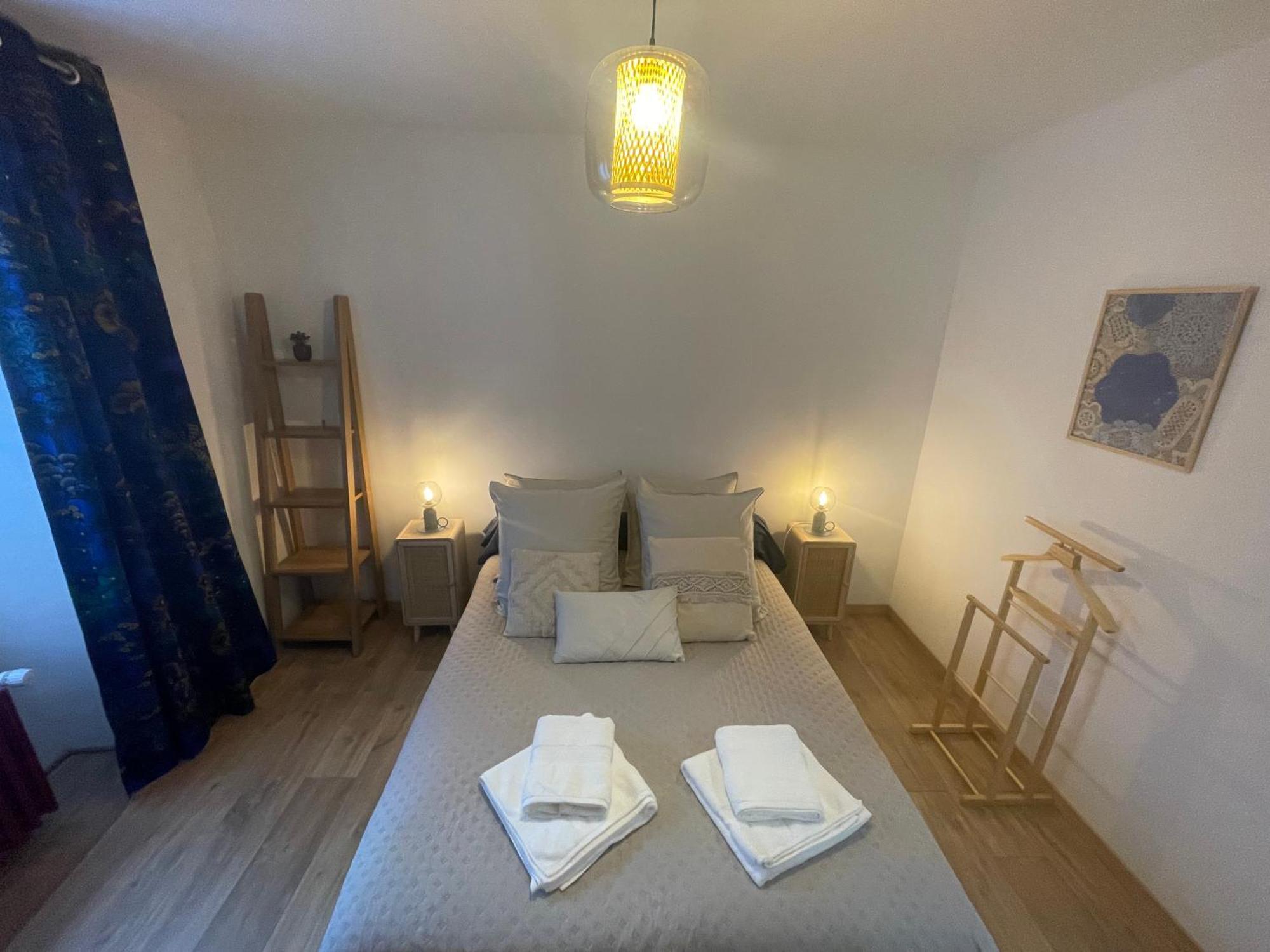 Aux Portes Du Mont Anis Le Puy-en-Velay 部屋 写真
