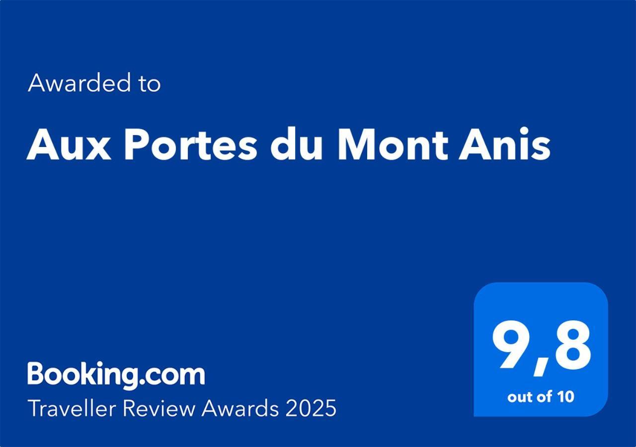Aux Portes Du Mont Anis Le Puy-en-Velay エクステリア 写真